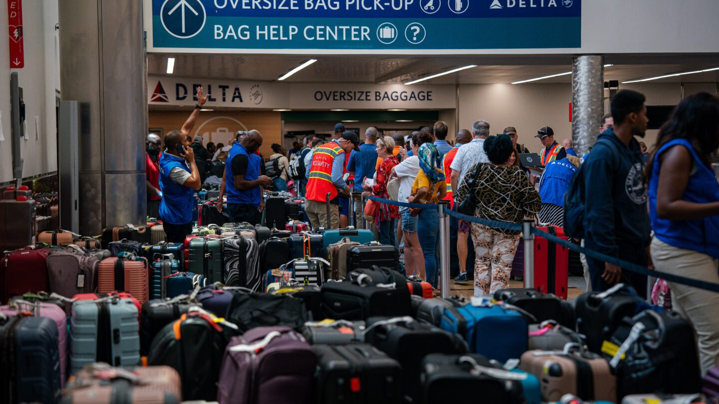 US is investigating Atlanta-based Delta's flight cancellations and faltering response to global tech outage – WABE